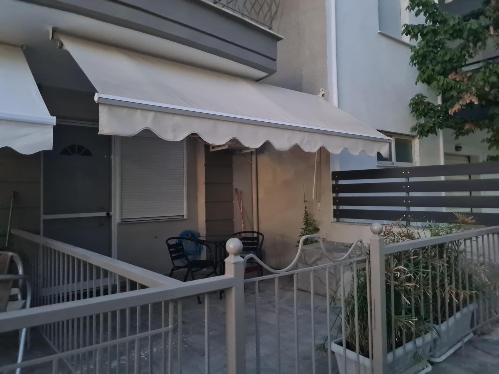 Makis Apartments Touzla Ofrinion Ngoại thất bức ảnh