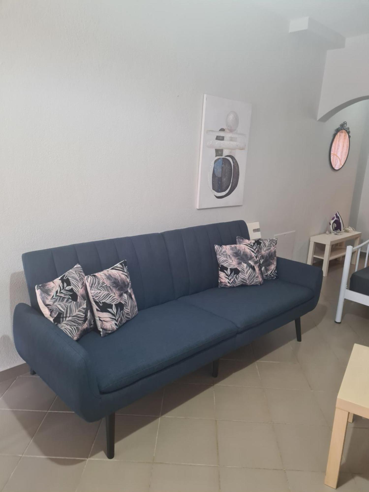 Makis Apartments Touzla Ofrinion Ngoại thất bức ảnh